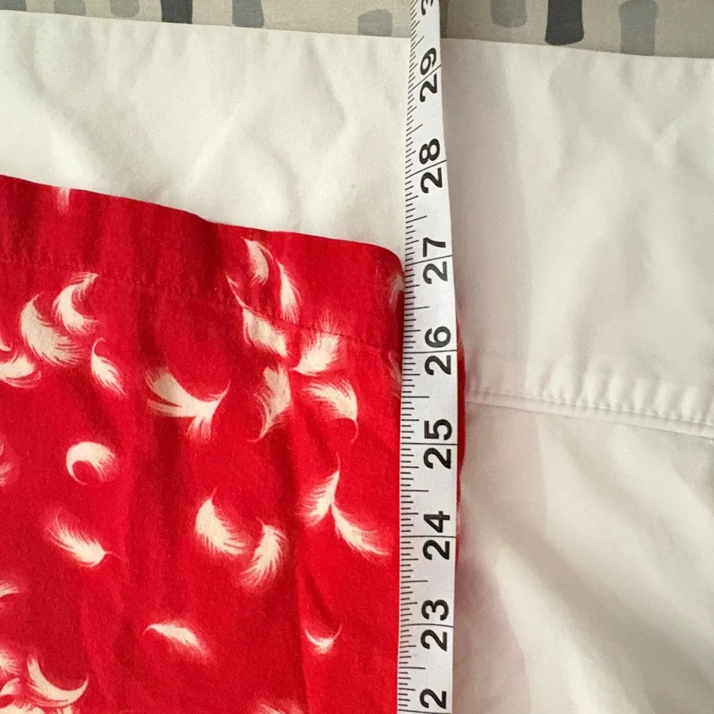 Victoria's Secret Red White Feather Print Pajama Set M Sleepwear Loungewear